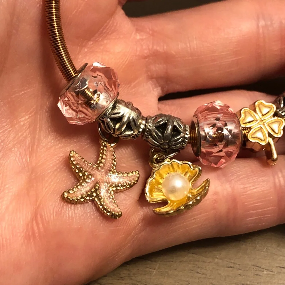 Elegant Gold Tone and Pink Stretchy Beach Theme Charm Bracelet